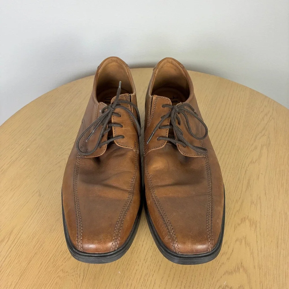 Clarks‎ Leather Square Toe Bicycle Stitch Oxfords Shoes Men's 11.5 Office Work